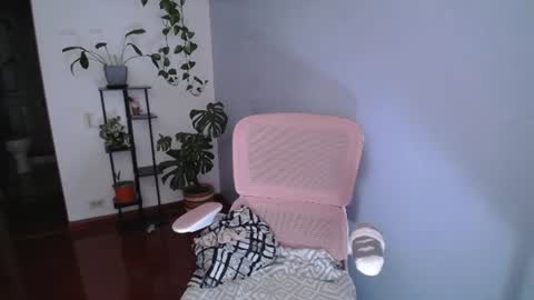 Snapshot of littlelaksmi chatting on 26, 6, 2026 Laksmi online show from 26, 6, 2026