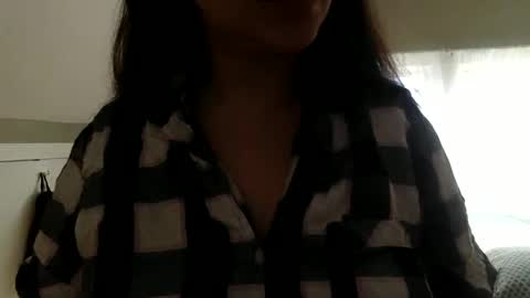 Snapshot of littlelily9999 chatting on 19, 2, 2025 littlelily9999 online show from 19, 2, 2025