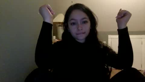 Snapshot of littlelily9999 chatting on 24, 2, 2025 littlelily9999 online show from 24, 2, 2025