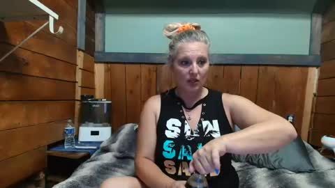 lisanixs online show from 11, 6, 2026