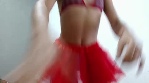 Snapshot of littlemia_777 chatting on 22, 2, 2025 Mia online show from 22, 2, 2025