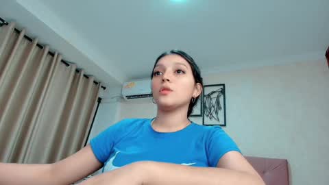 Sarahs Room online show from 5, 3, 2025