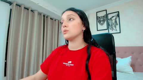 Snapshot of littlemolly_pregnant chatting on 21, 3, 2026 Sarahs Room online show from 21, 3, 2026