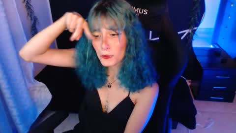 Snapshot of littlenami_ chatting on 9, 11, 2025 LAUREN online show from 9, 11, 2025