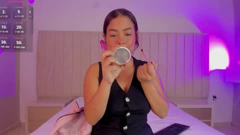 Snapshot of littleoliviia_ chatting on 16, 1, 2026 im olivia IG littleolivia01 online show from 16, 1, 2026