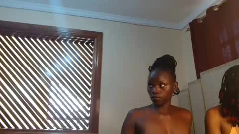 Snapshot of littlepretty_barbie chatting on 6, 3, 2025 Barbie online show from 6, 3, 2025