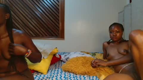 Snapshot of littlepretty_barbie chatting on 6, 3, 2025 Barbie online show from 6, 3, 2025