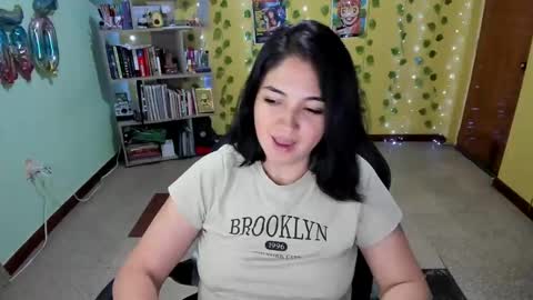 Snapshot of littleprety6969 chatting on 13, 1, 2025 Mia Wednesday to Sunday 730 am to 1030 am Colombian Hour D online show from 13, 1, 2025