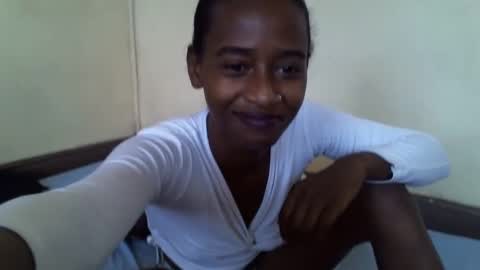 littlesandie online show from 10, 2, 2025