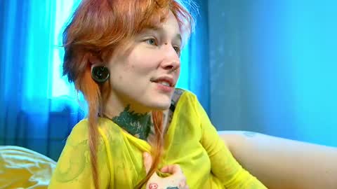 Snapshot of littlespacemouse chatting on 12, 2, 2025 Niki free tg channel with some photos gifs and info about streams online show from 12, 2, 2025