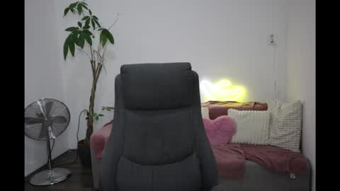 Snapshot of littlestellaspark chatting on 25, 9, 2025 littlestellaspark online show from 25, 9, 2025