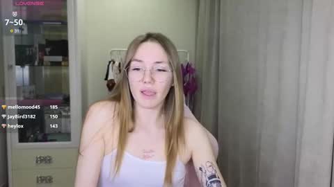 Snapshot of littlevildevil chatting on 4, 3, 2025 Eliana online show from 4, 3, 2025