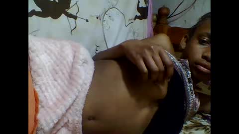 Snapshot of littleyanah chatting on 23, 9, 2025 yanah online show from 23, 9, 2025