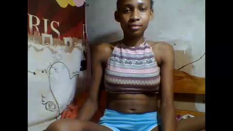 Snapshot of littleyanah chatting on 26, 9, 2025 yanah online show from 26, 9, 2025