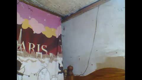 Snapshot of littleyanah chatting on 28, 9, 2025 yanah online show from 28, 9, 2025