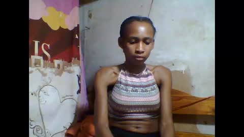 Snapshot of littleyanah chatting on 1, 10, 2025 yanah online show from 1, 10, 2025