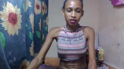 Snapshot of littleyanah chatting on 3, 3, 2026 yanah online show from 3, 3, 2026