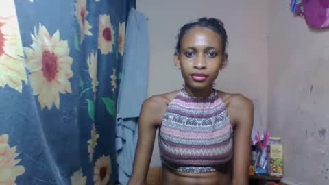 Snapshot of littleyanah chatting on 4, 3, 2026 yanah online show from 4, 3, 2026