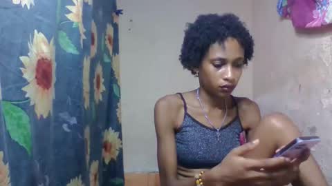 Snapshot of littleyanah chatting on 6, 3, 2026 yanah online show from 6, 3, 2026