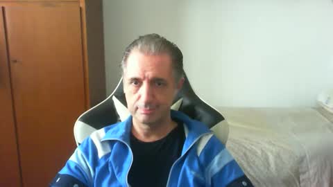 liuk53 online show from 3, 5, 2026