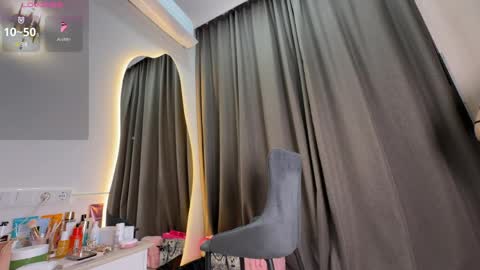 liuli_flower online show from 4, 5, 2026