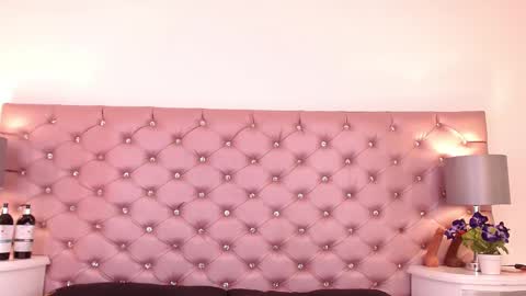 Nicky online show from 3, 10, 2025