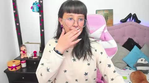 Snapshot of liv_rosse chatting on 20, 4, 2026 Katalina Novoa. online show from 20, 4, 2026