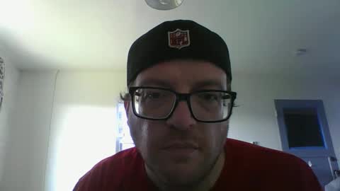 Moe online show from 25, 2, 2025