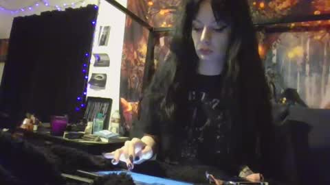 Liv Mirage online show from 8, 3, 2025