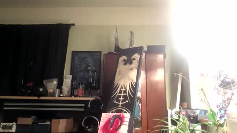 Snapshot of livmirage chatting on 11, 4, 2026 Liv Mirage online show from 11, 4, 2026