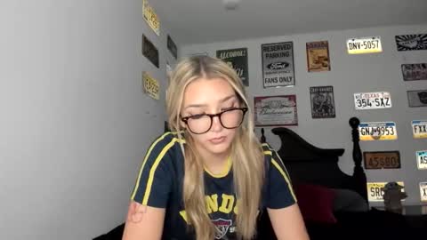 Livvy online show from 19, 11, 2025