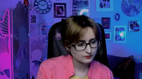 Snapshot of lixeluna chatting on 11, 5, 2026 LixeLuna online show from 11, 5, 2026
