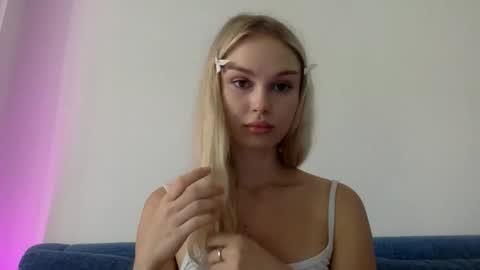 Snapshot of liya_69 chatting on 21, 9, 2025 Liya online show from 21, 9, 2025