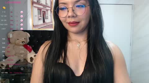 Snapshot of liz25_b chatting on 18, 1, 2025 Liz online show from 18, 1, 2025