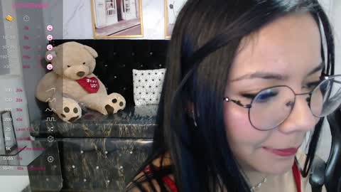Snapshot of liz25_b chatting on 26, 1, 2025 Liz online show from 26, 1, 2025