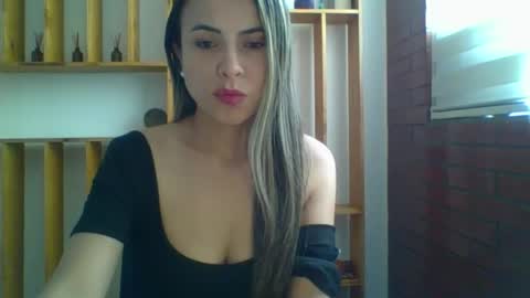 liz_28 online show from 22, 10, 2025