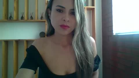 liz_28 online show from 31, 10, 2025