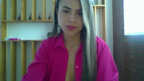 liz_28 online show from 4, 11, 2025