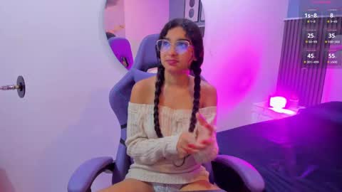 Snapshot of liz__cute chatting on 3, 10, 2025 Lizeth online show from 3, 10, 2025