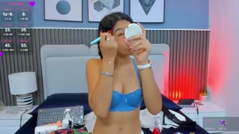 Snapshot of liz__cute chatting on 29, 10, 2025 Lizeth online show from 29, 10, 2025