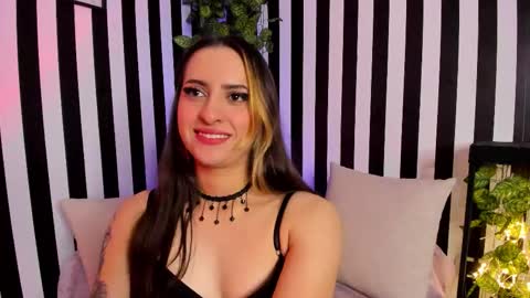 Liz  online show from 23, 10, 2025