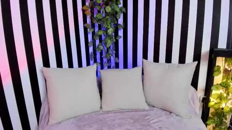 Liz  online show from 13, 1, 2026