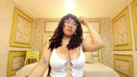 Snapshot of lizaa_rose chatting on 25, 9, 2025 LIZA online show from 25, 9, 2025
