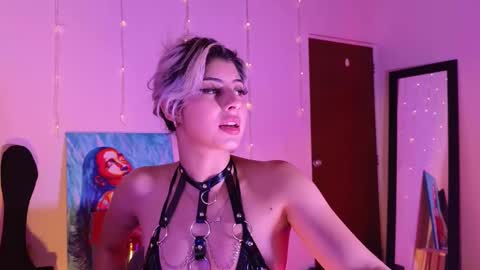 Lizeth online show from 8, 3, 2025