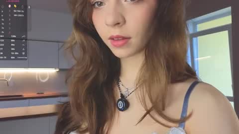 Hello there im Amelia Im new here Lets have fun online show from 19, 4, 2026