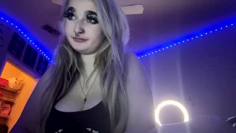 Snapshot of lizz44887 chatting on 25, 1, 2025 Lizz  online show from 25, 1, 2025