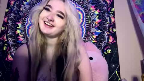 Snapshot of lizz44887 chatting on 23, 2, 2025 Lizz  online show from 23, 2, 2025