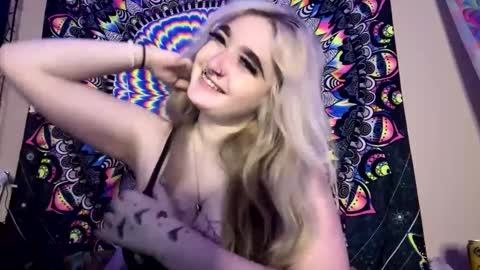 Snapshot of lizz44887 chatting on 24, 2, 2025 Lizz  online show from 24, 2, 2025