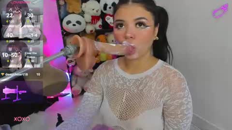 Snapshot of lizz_tender chatting on 11, 7, 2026 Lizz online show from 11, 7, 2026