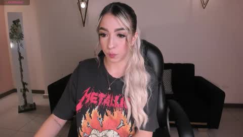 Lizz online show from 26, 11, 2025